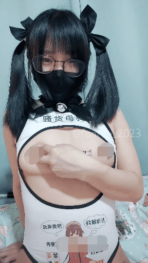 福利姬-饭饭-新 双马尾骚货母狗（1V,390M） 2