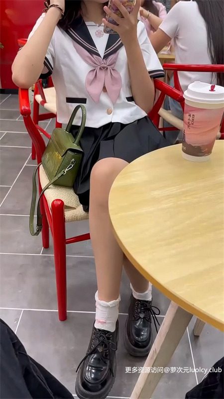 江南第一深情 – 新作 17分钟 放暑假的极品JK学妹 [1V-508MB] 持续更新中 百度云 5