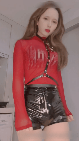 【CD】推特极品眼镜娘gobugiii，身材顶呱呱，14w粉的正确选择 20