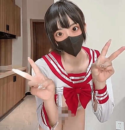 新晋裸舞福利姬美女 qiqibao111-琪宝-抖音风 大尺度自慰阿黑颜裸舞视频福利合集 1