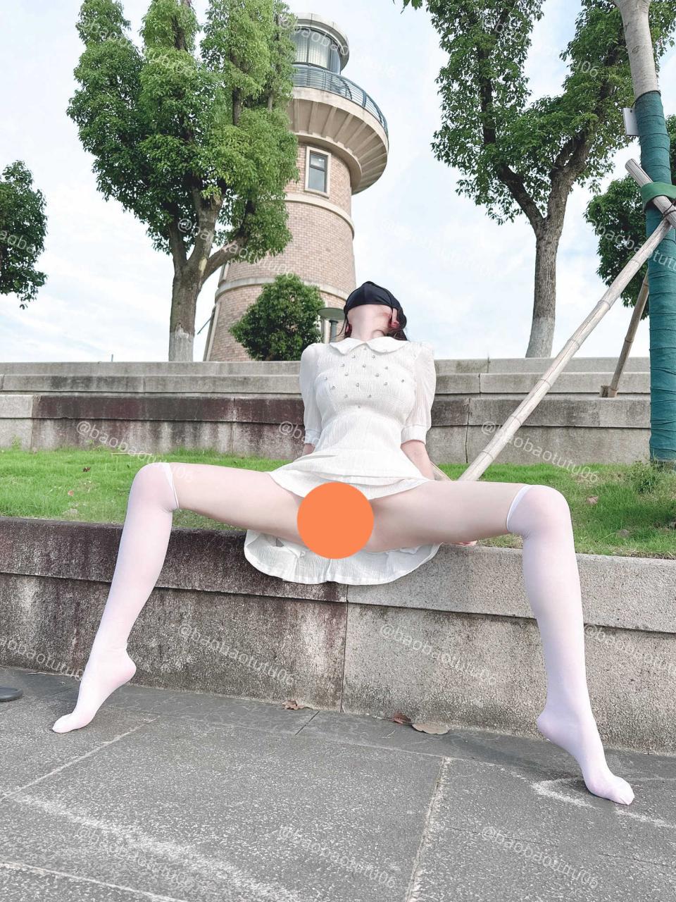 【新】宝宝兔兔打雷雷-酥胸萝莉户外露出福利【59P+14V】【604MB百度云】 4