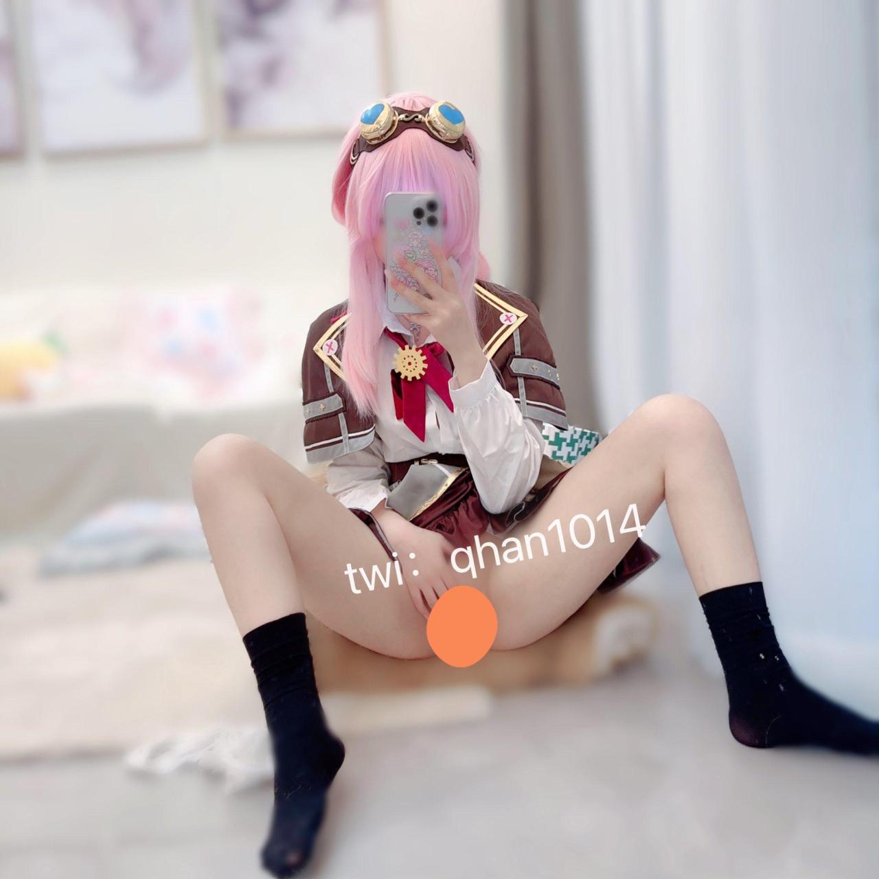 【新】小涵酱-新作 10分钟 Cos OL装+黑丝旗袍【36P+2V】【664MB百度云】 1