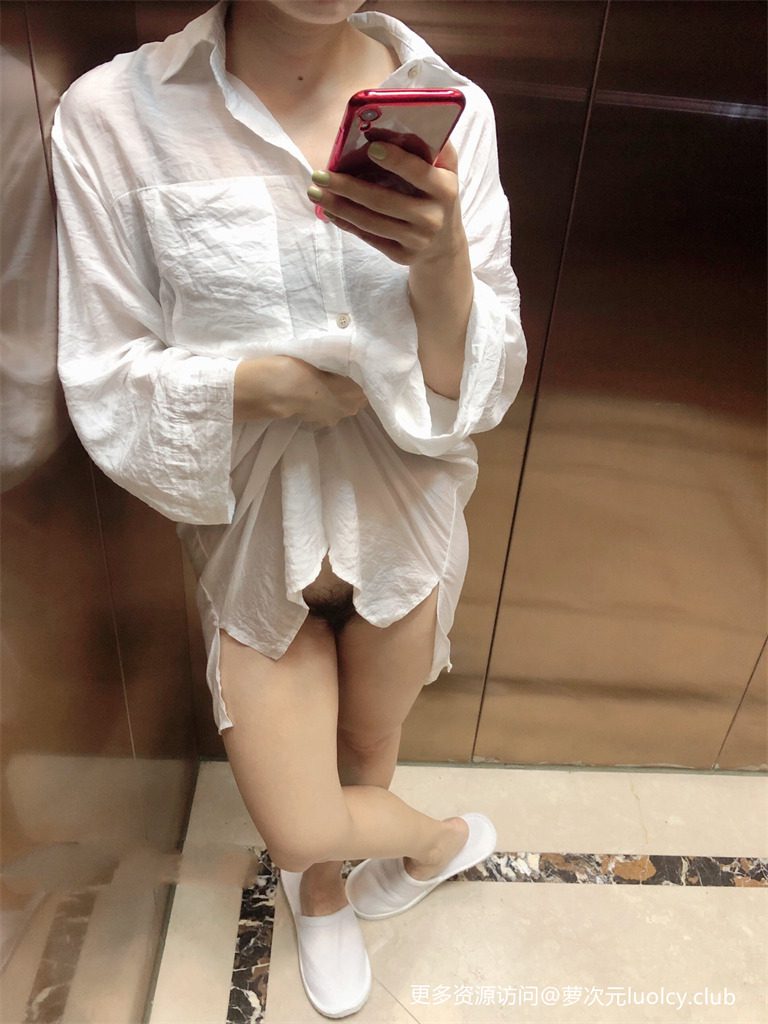 1点睡觉 – 绿帽人妻_户外露出野战与多名单男群P内射 [418PnV-1.56G] 持续更新中 百度云 1