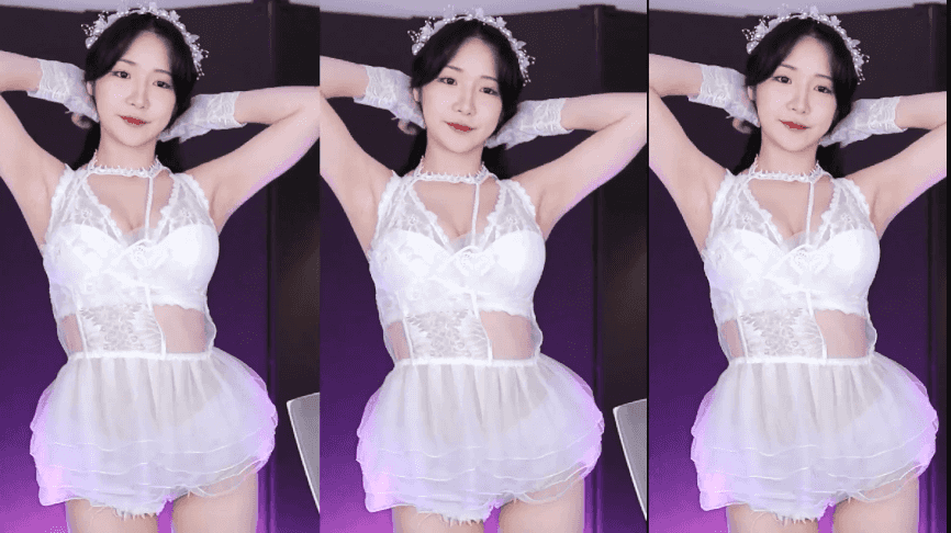 重磅！AFREECATV19#女主播秀丽퓨리，骚舞+洗澡，假阳具福利 3