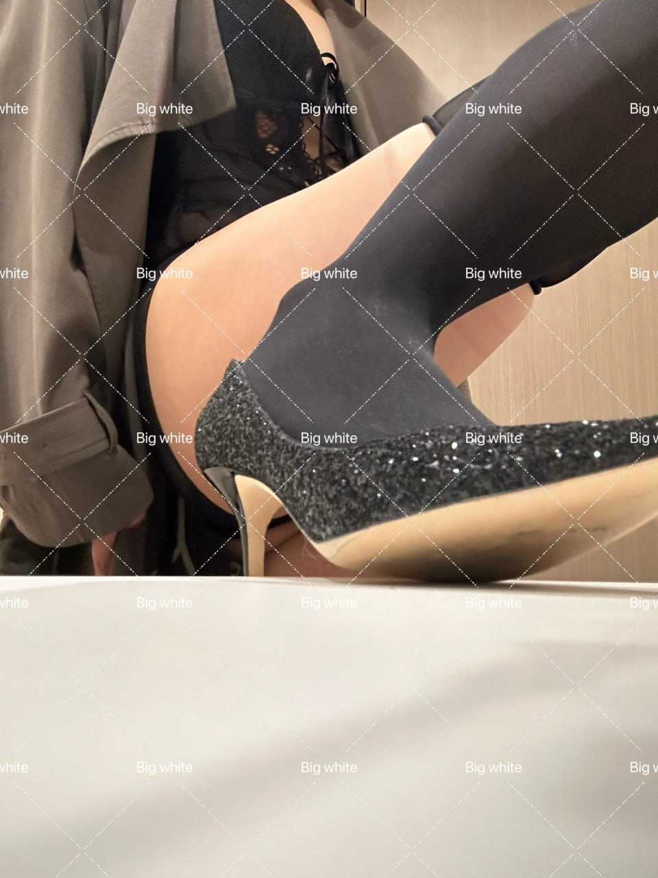 【新】推特新晋骚逼御姐dabai03 -520门槛入门私密号福利【4P+6V】【714MB百度云】 3