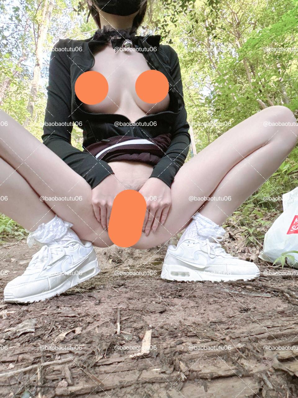 【新】宝宝兔兔打雷雷-酥胸萝莉户外露出福利【59P+14V】【604MB百度云】 3