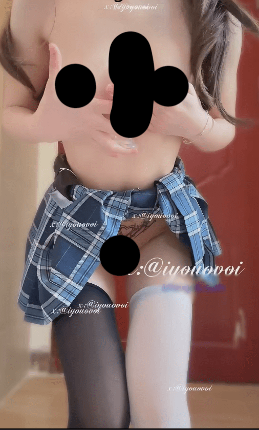 【新】推特小狗M-裸舞自慰视频【3V】【144MB百度云】 2