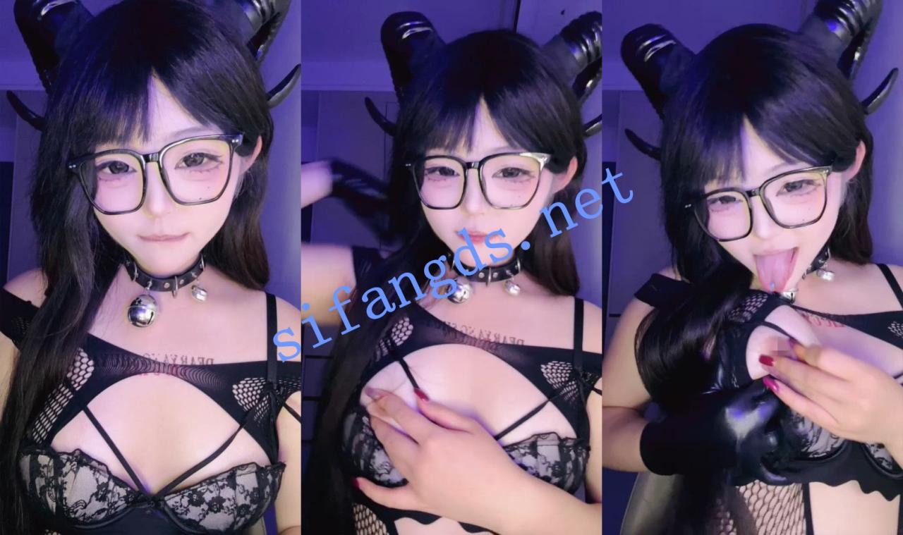 ⚡【魅魔米米】性感魅魔深夜上线~丰乳肥臀~大尺度收费秀~ 2