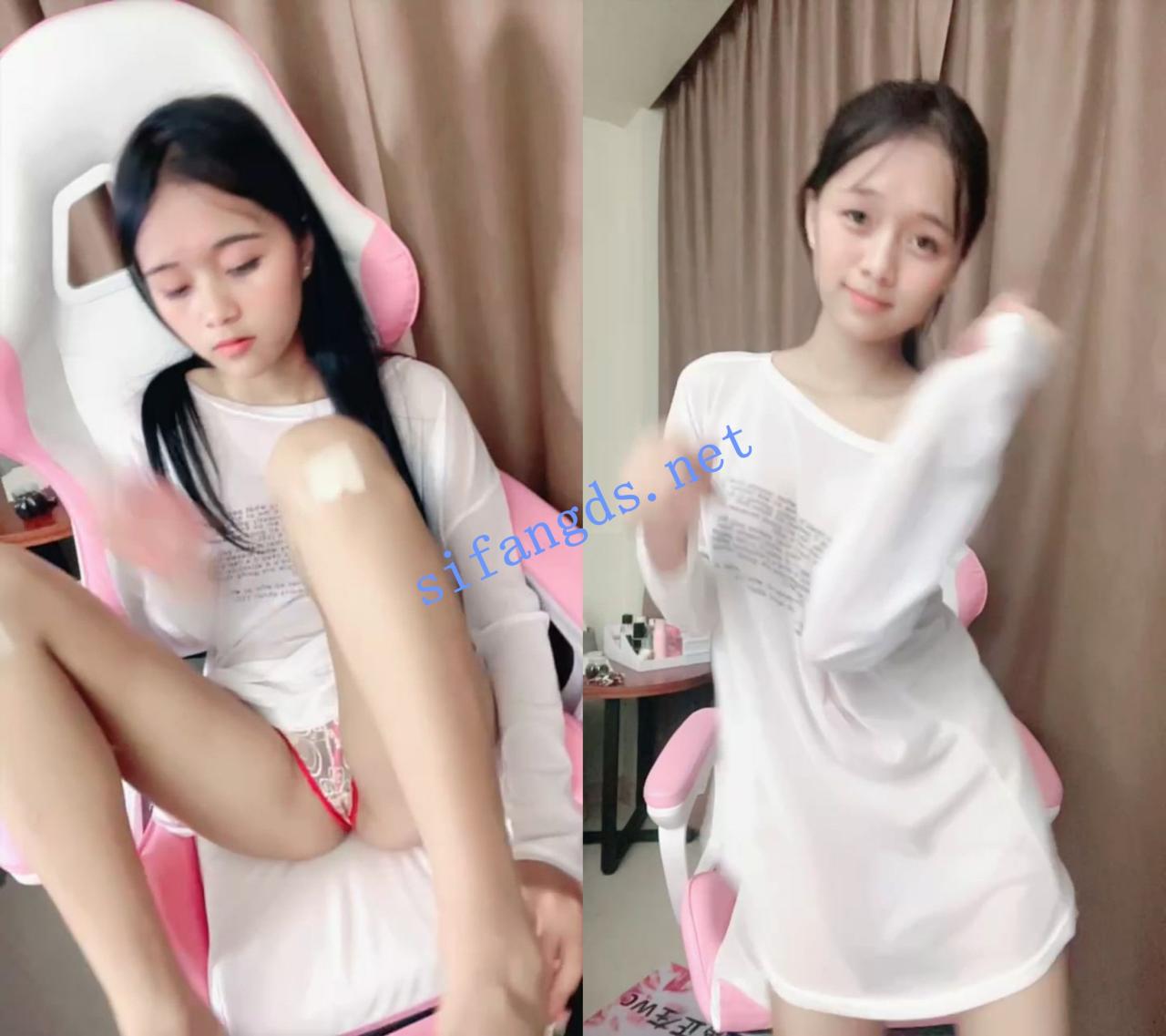 ██新人来了！【兔呀】18岁甜甜的小女孩自慰白浆流了很多 1