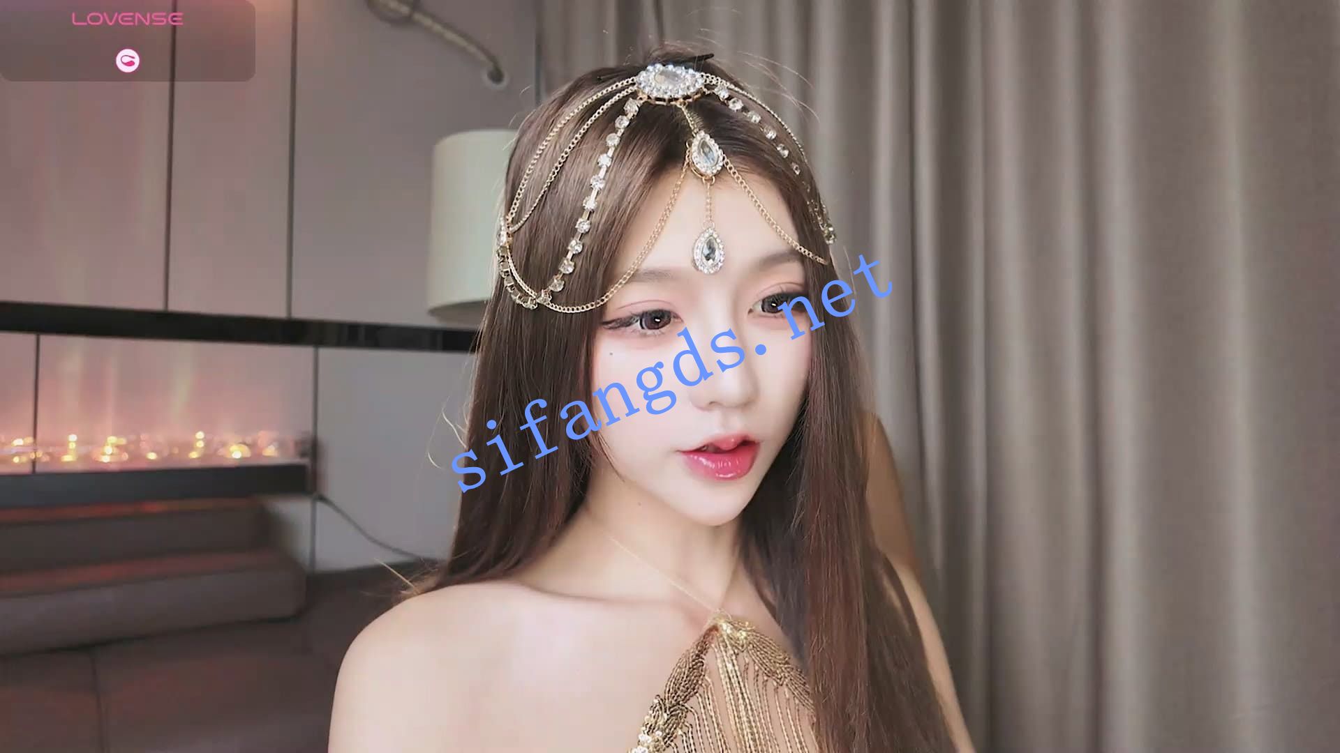 ♆ 【Kiki2025】性感女神~美腿丝袜~跳蛋黑牛~道具抽插 4