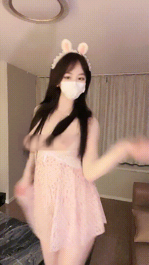 重磅！新人！G奶校花！美到炸~【妤菲菲】道具自慰！撸爆蛋 2