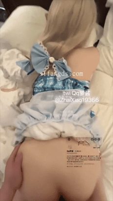 超极品小母狗『Qq萝酱』长得越乖玩的越嗨，穿jk被爸后入！ 5