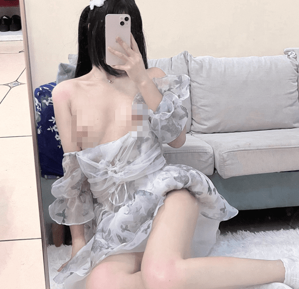 柚子 – [门槛福利] 7分钟 双马尾极品萝莉 白虎福利姬 居家自慰 1