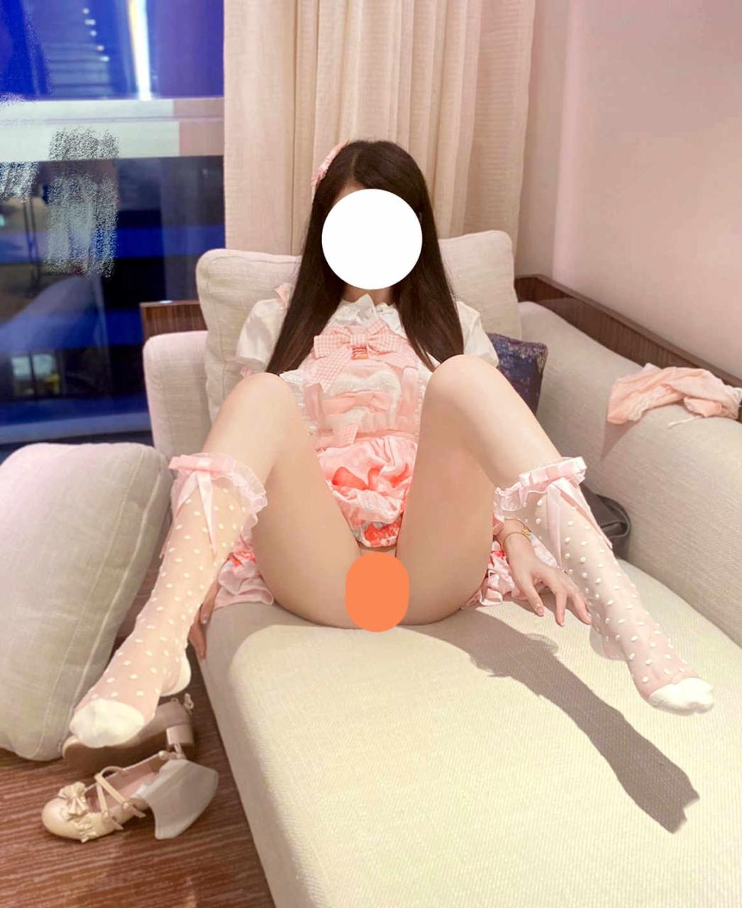 【新】失泽妮可酱 – 新2更 [298门槛] 9分钟 双马尾白虎萝莉 订阅福利【40P+2V】【666MB百度云】 1