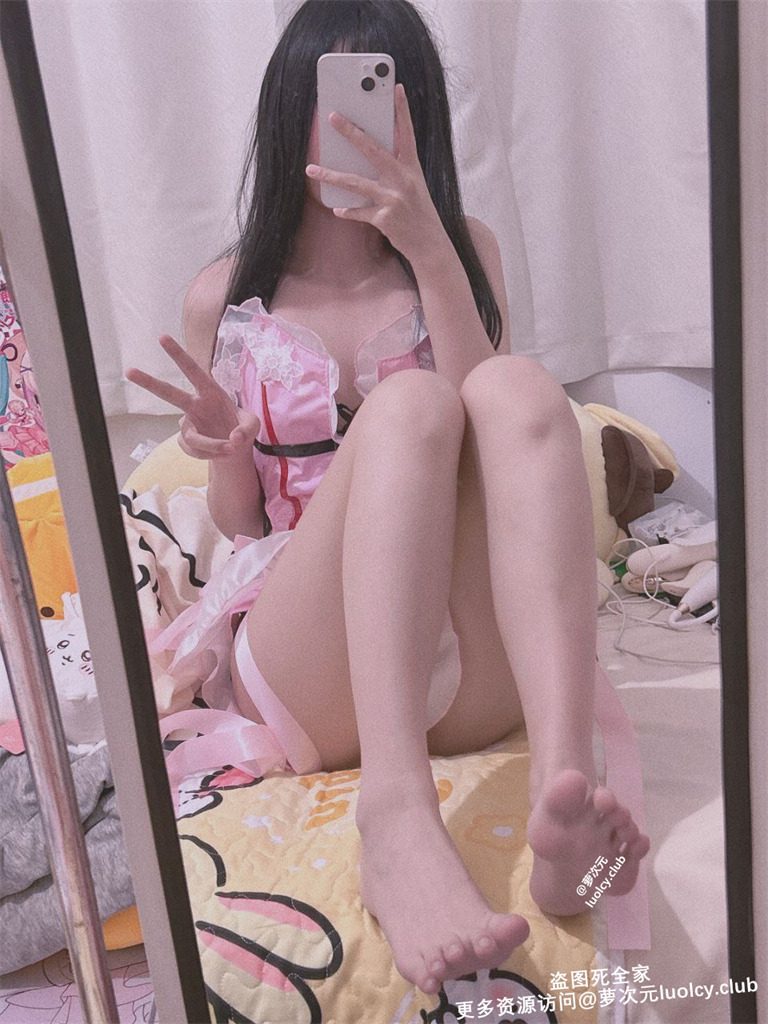 YI.小离@HoneMew – 新3更 [520门槛] 18分钟 [JK制服+蓝碎花裙] [99P2V-1.23G] 持续更新中 百度云 9