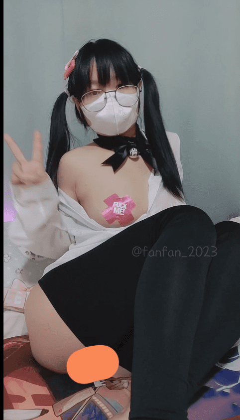 【新】饭饭fanfan-新作 18分钟 潮吹萝莉 肛塞自慰订阅【3V】【1.34G百度云】 1