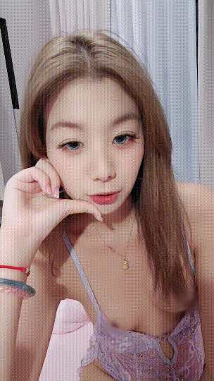 新人！超级漂亮！顶级女神~【欣欣子喵】道具自慰！我射了~ 1