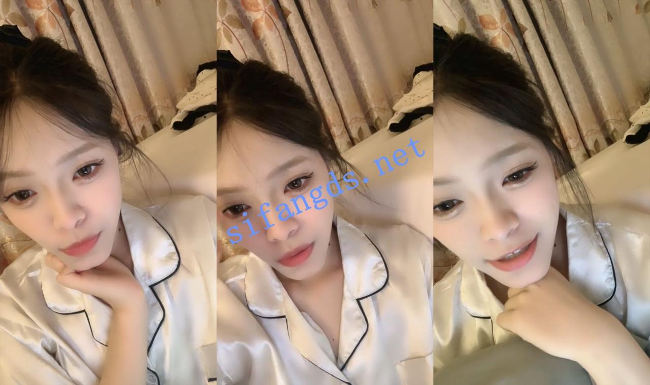 尤物 纯美校花~【雯雯舌头很灵活】美呆了~娇柔玉体 抠逼！ 5