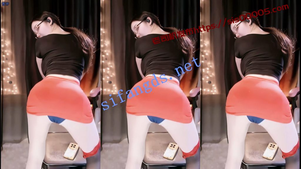 【畅聊】小美很奈斯 嘴叼丁字裤玩出擦边新视野【4V】【346M】 6