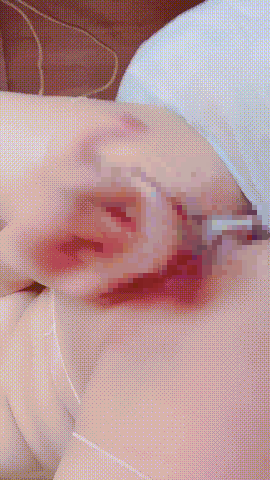 ❤️【白兔】白嫩丝袜女神吐舌翻白眼高潮泄洪式骚水连喷 4