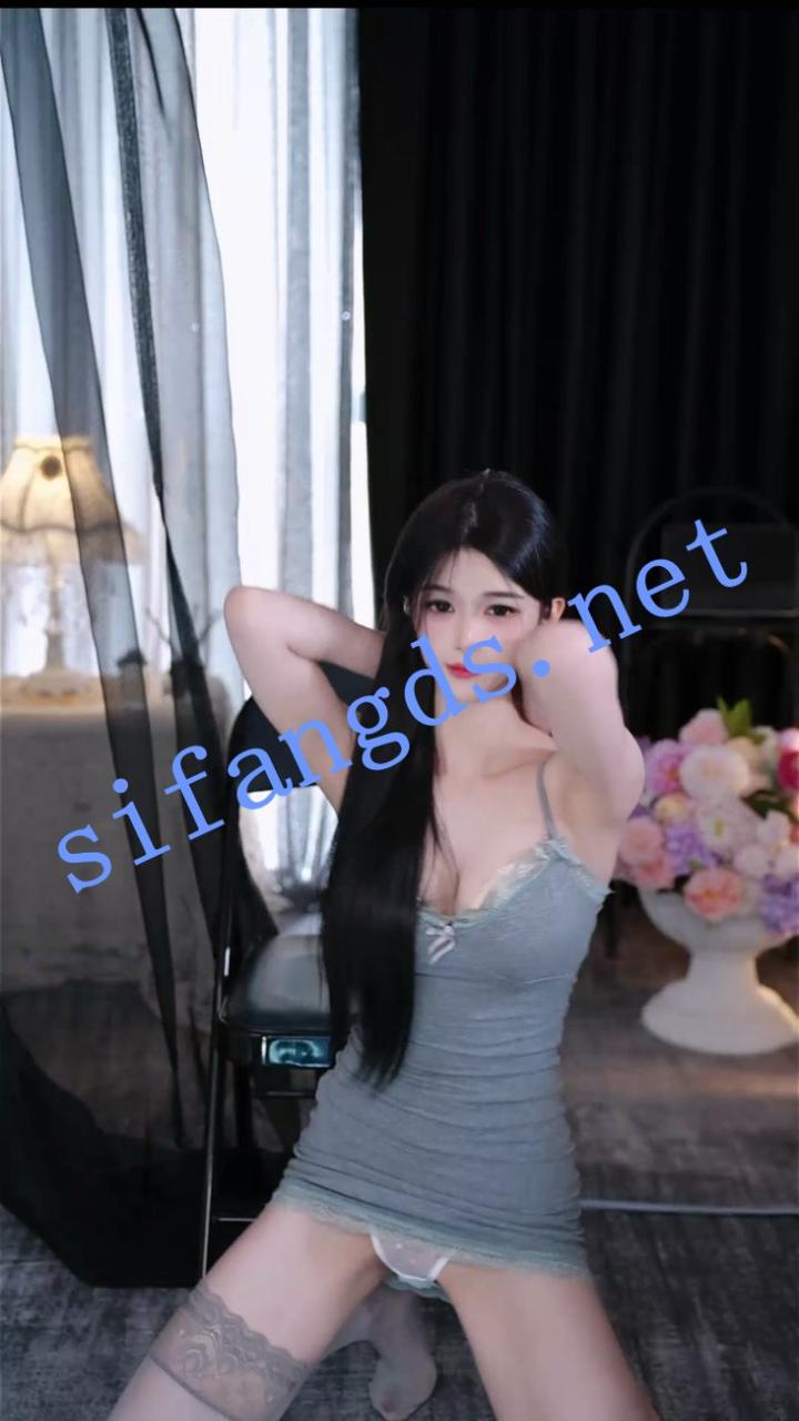 ⭐【来秀直播】甜妹er 大尺度擦边疯狂露内骚舞 28V 34