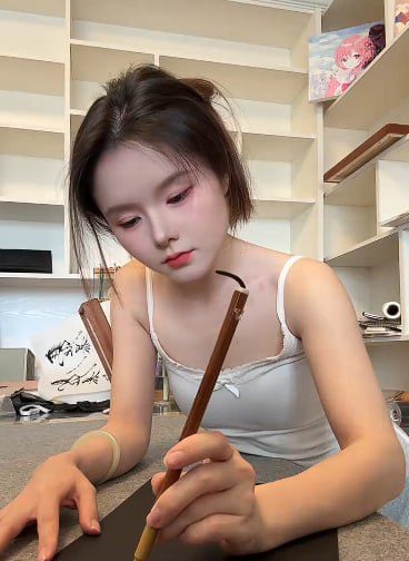 B站 野猫书法央央 蜜桃臀 高学历妹子 大尺度发骚勾引反差【3V】【485M】 4