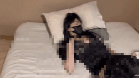 【重磅】足控大师【酥小强】78月付费群 摸奶摸穴舔足道具 25