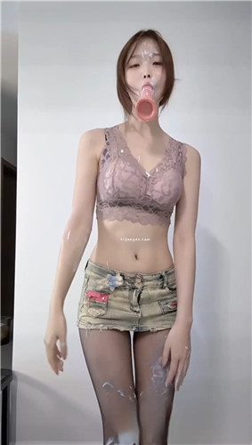 快手92W粉主播 小雯胖几 福利私拍吐奶足交内衣骚舞【7V】【1.46G】 6