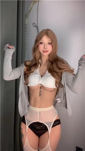 抖音超150万粉-盐汽喵 私密视频秀 内衣骚舞 情趣诱惑【15V】【455M】 7