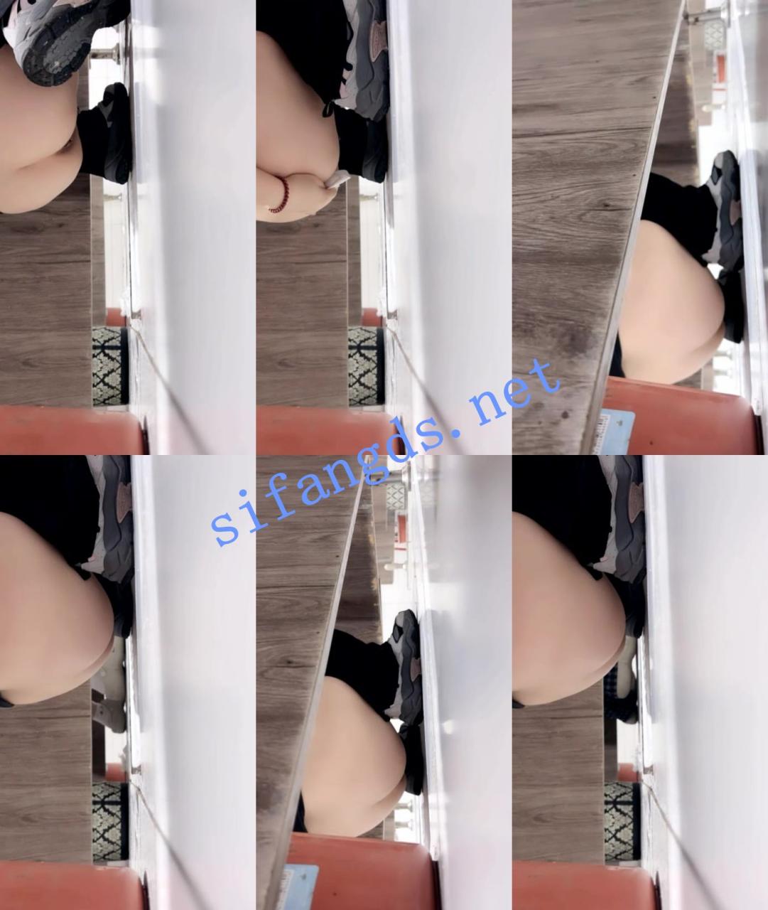 户外公厕偷拍~【天命女】商场~公园卫生间偷拍路人大小便 6