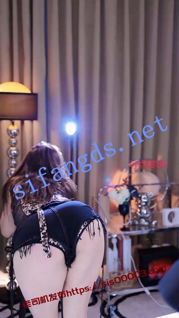 ⭐【畅聊直播】宣宣子 深沟半球 擦边性感诱惑尺度骚舞【36V】【3.08G】 23