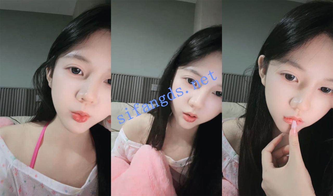 超美校花~太嫩了！【甜心蛋糕】乖巧美少女 假屌跳蛋自慰！ 1