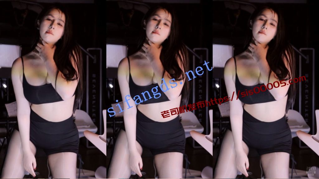 ⭐【斗鱼直播】小酒窝翁馨 尺度抖奶骚舞 走光露点【18V】【3.09G】 1