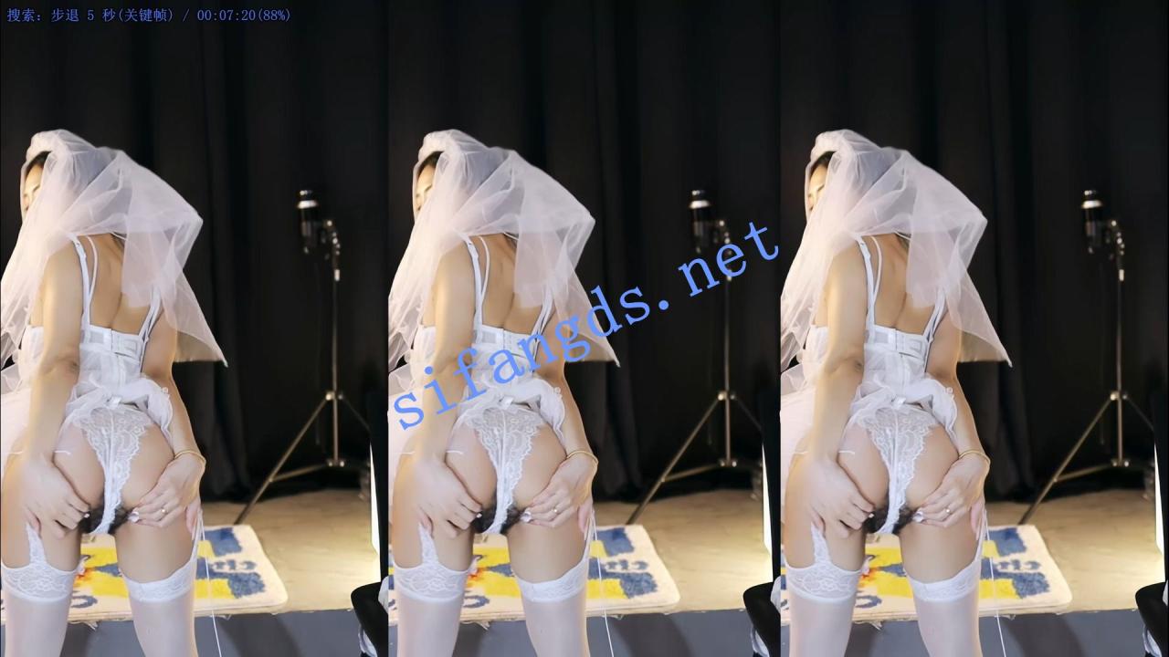 【网易CC】星也，绝版漏逼定制3V（无主播水印纯净版） 2