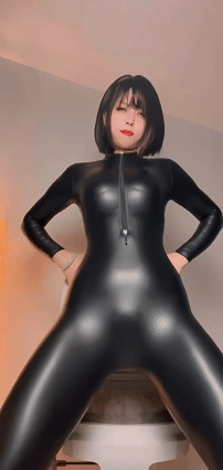 快手40W粉主播 猫儿壹只猫儿 福利骚舞骆驼趾顶B摇大合集【124V】【3.65G】 1