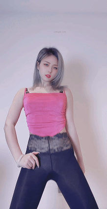 快手40W粉主播 猫儿壹只猫儿 福利骚舞骆驼趾顶B摇大合集【124V】【3.65G】 25