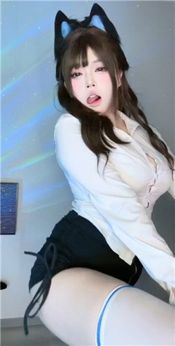 快手反差主播 崽崽睡不醒 私定裸舞内衣诱惑童颜大奶反差【19V】【1.71G】 16