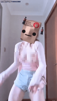 【抖音风】最全抖音风裸舞 变装 反差超大合集 美女云集【280V】【1.08G】 3