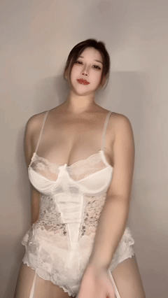 快手巨奶 冲田吉拉 新番内衣福利骚舞二 大屁股骚B顶顶摇【7V】【1.1G】 1