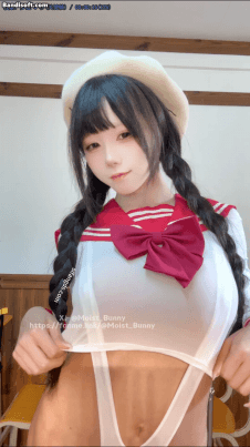 【B站 Yiko湿润兔 咬一口兔娘】9月作品 双视角骚舞 丁字勒逼【3V】【640M】 2