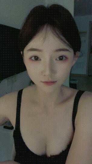 疯狂推荐！小仙女下海！全网最粉~【小樱花】道具自慰！爽~ 1