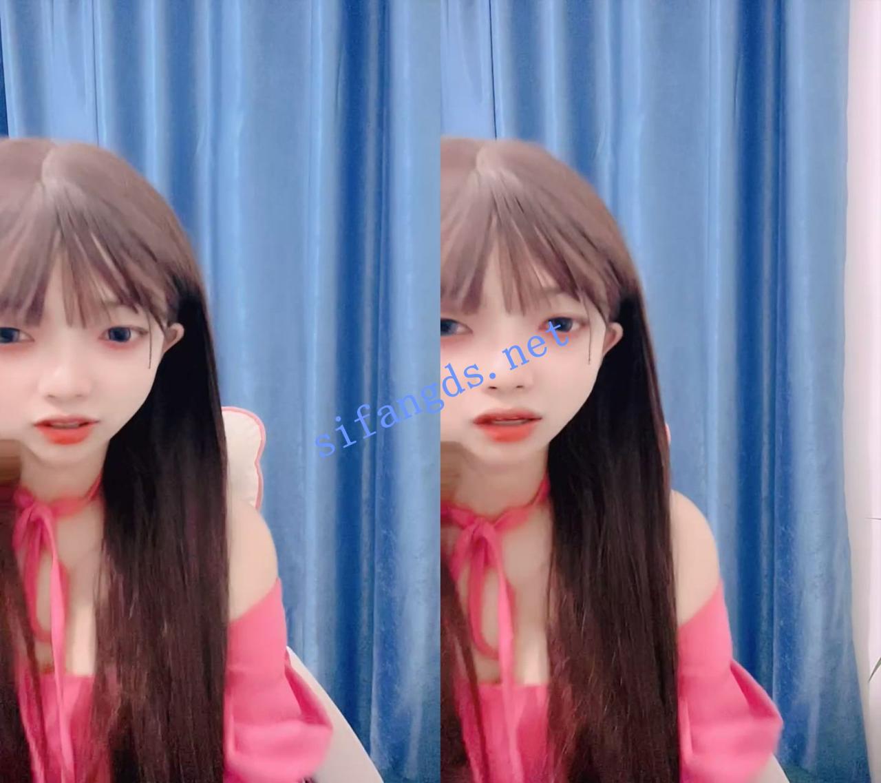 ██可爱小妮子！【时念念】人很小支，咪咪很大 自慰流浆 1