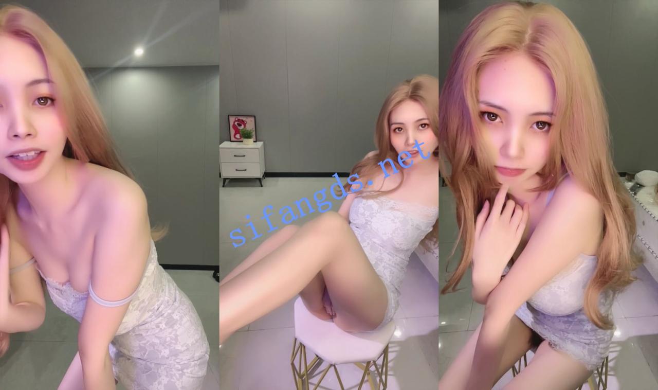 新人！好粉^好嫩^【爆炒电磁炉】美的像个洋娃娃 全裸扒屄~ 10