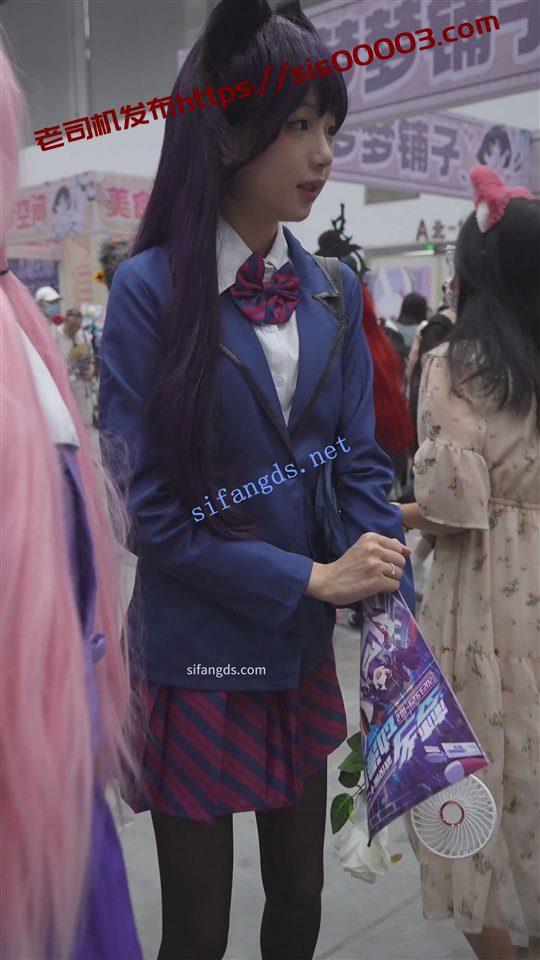 【xxn-316】两位制服jk猫耳cos美女..黑丝花内对着镜头弯腰【2V】【1.02G】 3