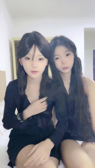 疯狂推荐！双姐妹下海！超级美~【极品姐妹】互动互插！爽~ 1