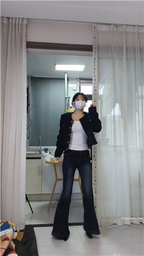 推特福利姬 原野芽美和她的众多闺蜜 11月vip新番裸舞福利 6