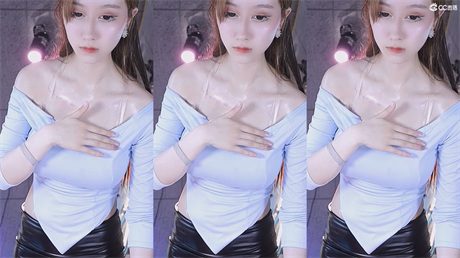 ❣️推荐❣️网易CC骚主播【静静妹妹】裸舞诱惑，跳舞赚不到钱下海做母狗，被大哥颜射，憋了多久射这么多【15V】【4.1G】 10