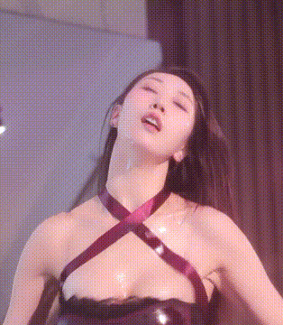 斗鱼 小小玉酱-17 巨乳 露半奶 抖胸舞 情趣内衣 舌吻等【21V】【1.04G】 23