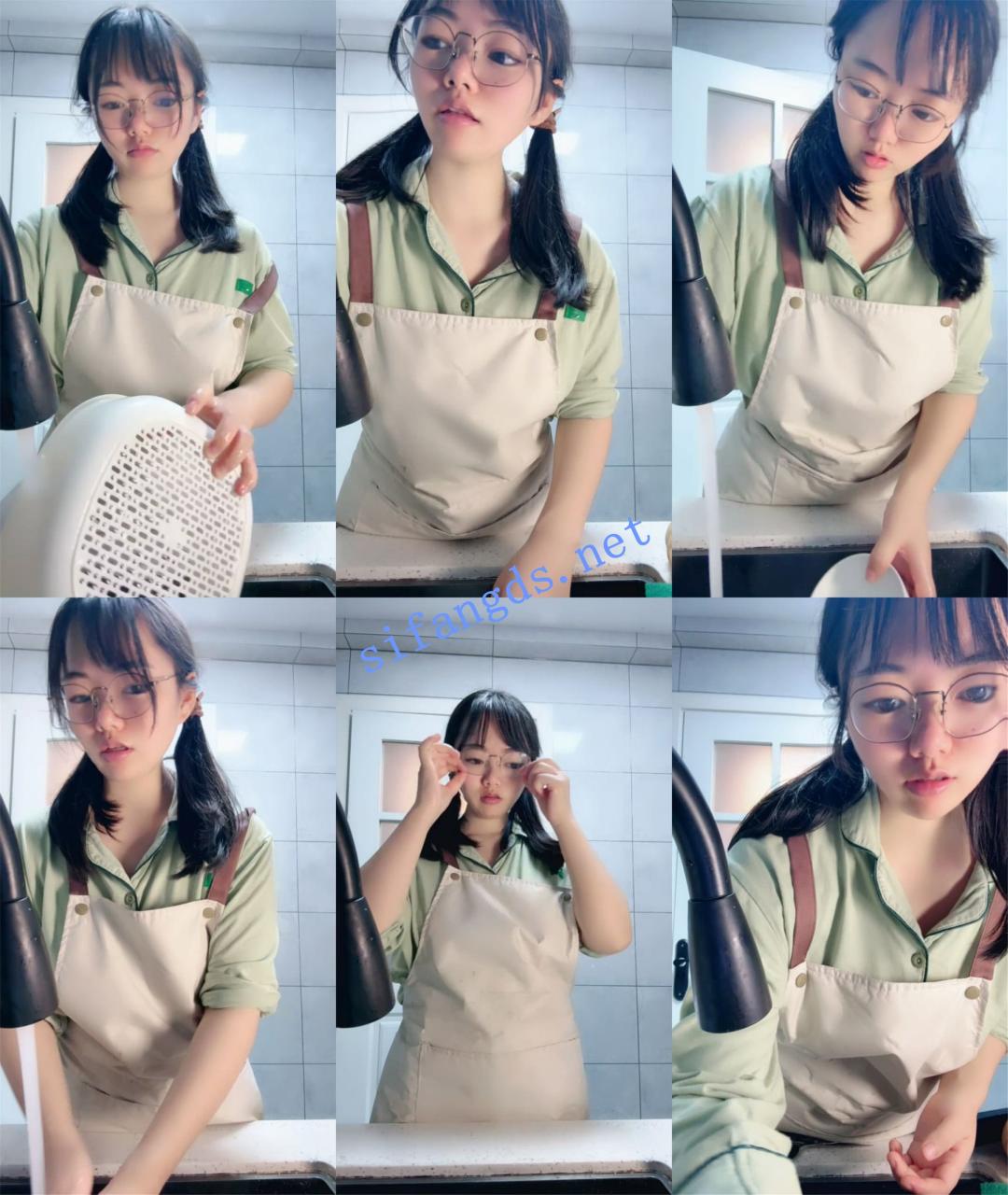 纯天然大奶妹~【碗碗】爆汁一线天小馒头~好想来一口~真嫩 1