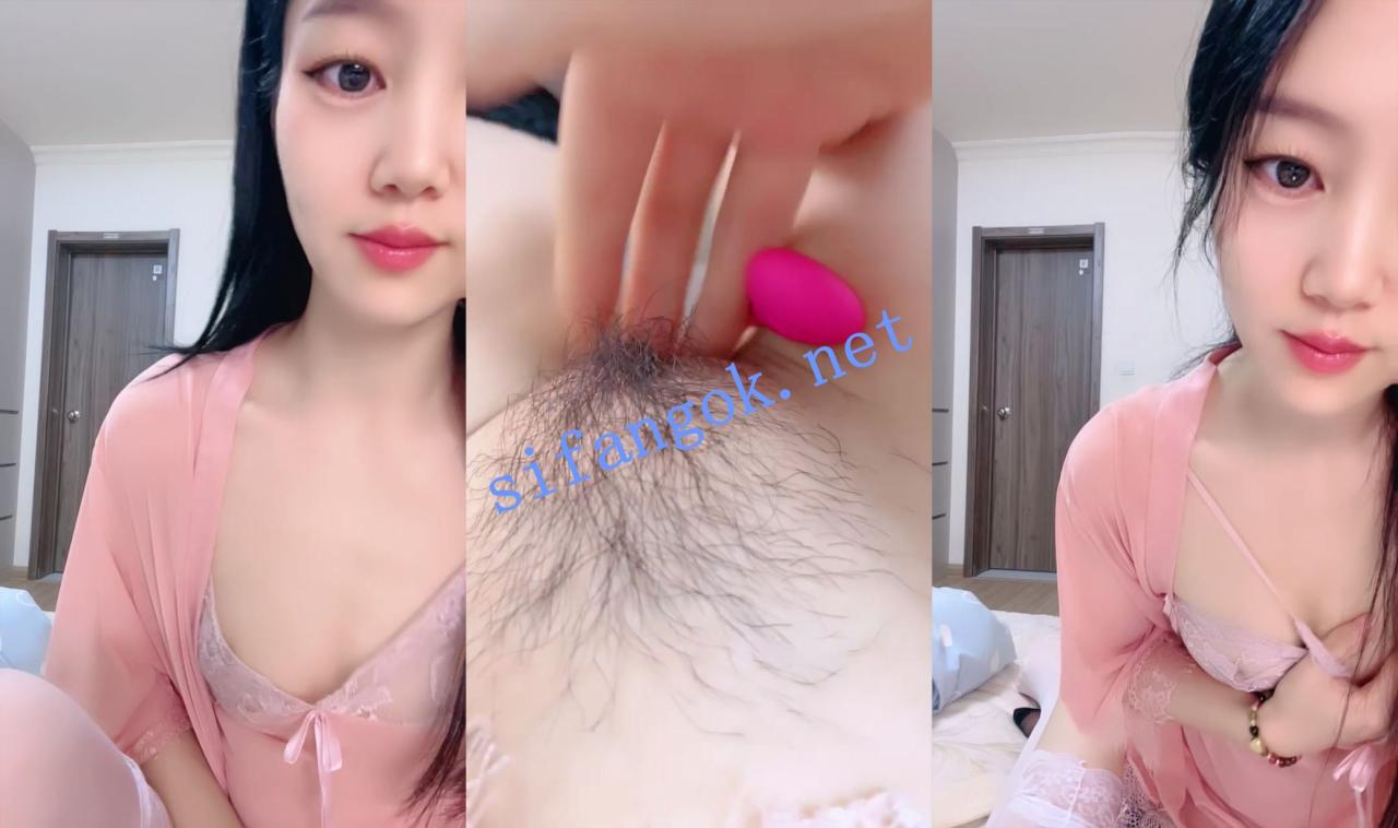 ✨极品反差软妹【淼淼】粉屄嫩到透明 淫水多到滴下来 跳蛋震到失神喷水！ 6